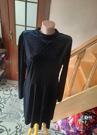 Платье бархатное