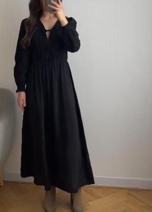 Довга чорна сукня2 фото