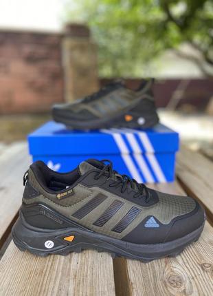 Кроссовки хаки adidas