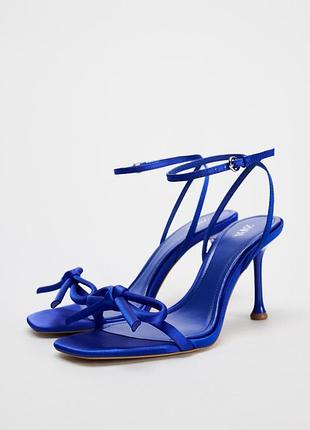 Стильные босоножки босоножки на каблуке с бантом синие zara зара