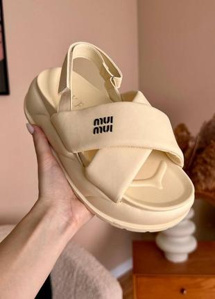 Жіночі босоніжки mui mui