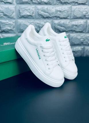 Lacoste женские кроссовки белые