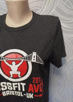 Футболка