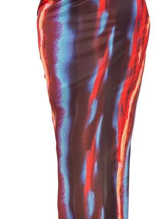 Неймовірно гарна довга спідниця з розміром ззаду