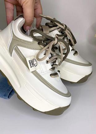 Кроссовки для девушек 32-37