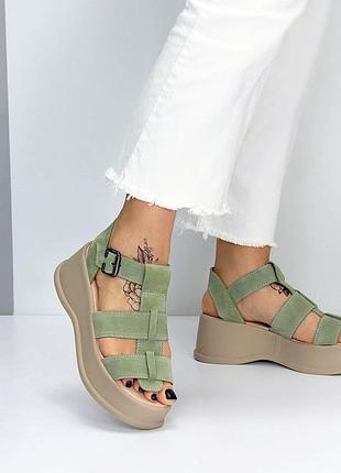 Босоніжки жіночі на платформі натуральна замша оливкового кольору, замшевые женские босоножки на высокой подошве
