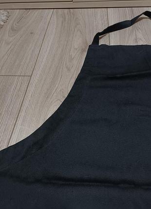 Рабочий фартук черного цвета