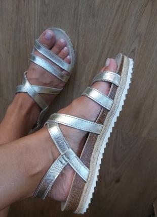 Все кожа! брендовые босоножки massimo dutti