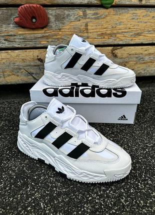 Кроссовки adidas