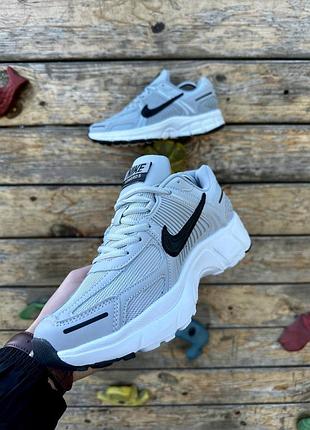 Кроссовки nike 4
