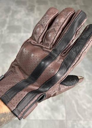 Кожанные перчатки cafe racer
размеры l8-9, xl9-10