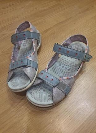 Сандалі ecco