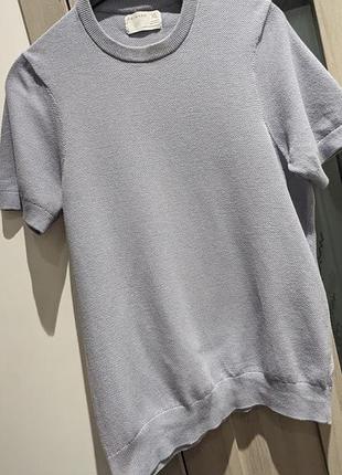 Стильна трикотажна футболка джемпер