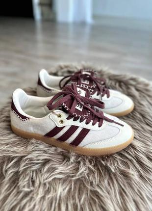 Жіночі кросівки release adidas samba