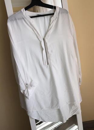 Длинная белая рубашка