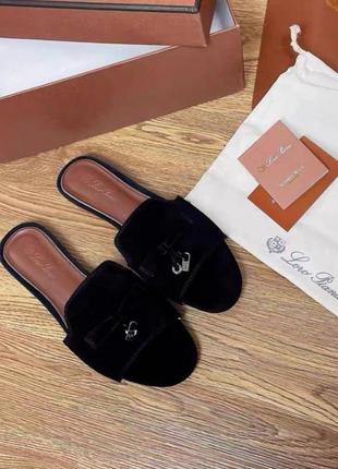 Шлепанці loro piana