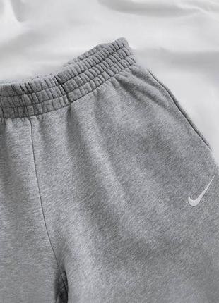 Трендові спортивні штани desde nike7 фото