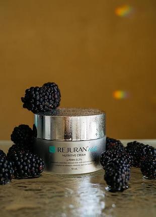 Крем з полінуклеотидами для зволоження і живлення шкіри rejuran healer nutritive cream 50 мл