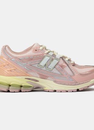 Кроссовки new balance 1906 pink beige