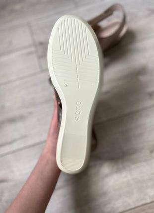 Босоніжки шкіряні оригінал ecco shape 35 250153 р.406 фото