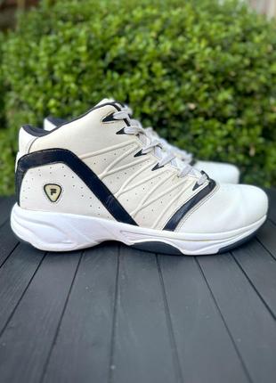 Fila баскетбольные кроссовки оригинал 44 размер белые
