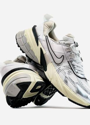 Женские кроссовки jordans nike v2k runtekk "sneakers black metallic silver"