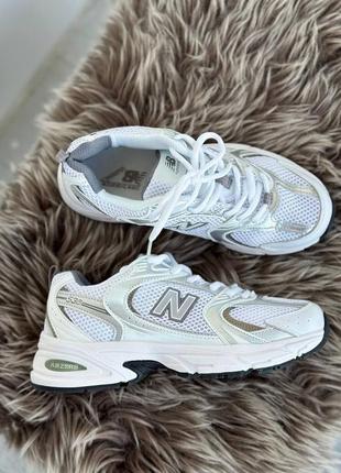 Женские кроссовки new balance