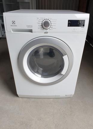 Стиральная машина electrolux wash & dry 8/7 kg с сушкой / eww 1686 hdw