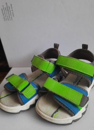 Босоніжки 26р