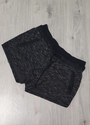Продаются нереально крутезні  шорти від forever21