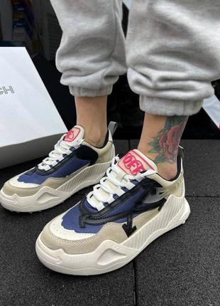 Женские кроссовки off white