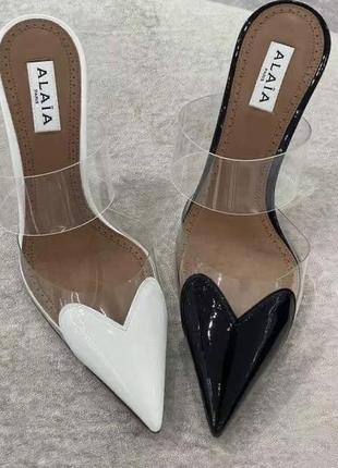 Босоножки в стиле alaia
