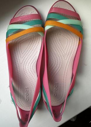 Crocs босоніжки сандалі