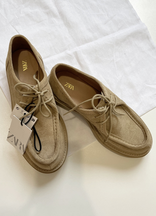 Замшевые туфли zara