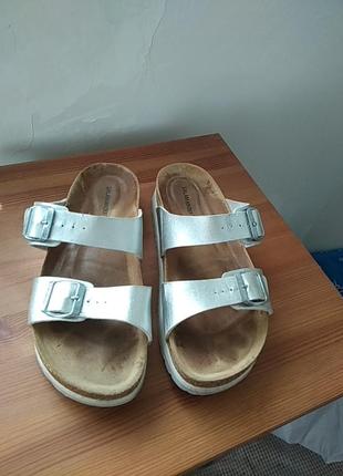 Шлепанцы женские