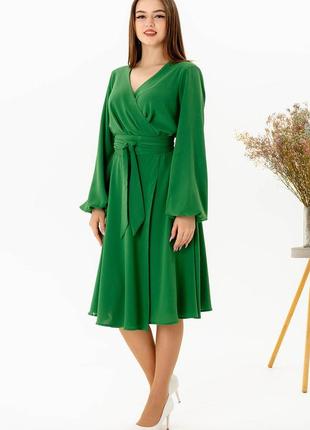 Платье рукав фонарик женское зеленое модное демисезонное на запах американский креп с поясом по колено актуаль2 фото