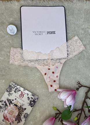 Трусики victoria's secret стринги хб с кружевным поясом розовые в клубниках виктория сикрет