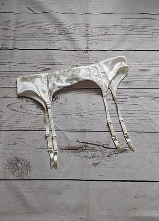 Підтяжки для панчох від reger