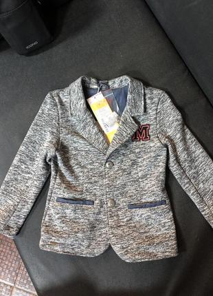 Жакет для хлопчика.піджак
