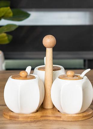 Набір банок для сипучих продуктів 3 шт по 200 мл, на бамбуковій підставці