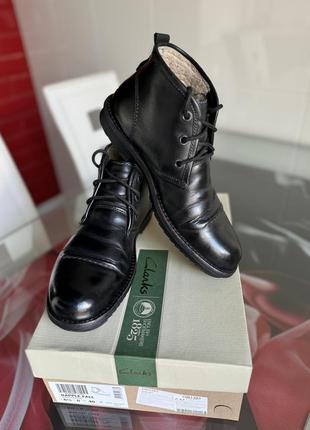 Ботинки, черевики clarks