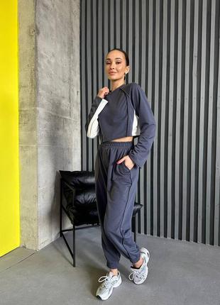 Костюм спортивний