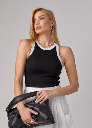 Майка жіноча в рубчик з контрастною окантовкою - чорний колір, m