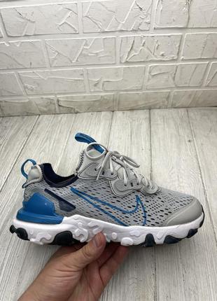 Кроссовки nike react
