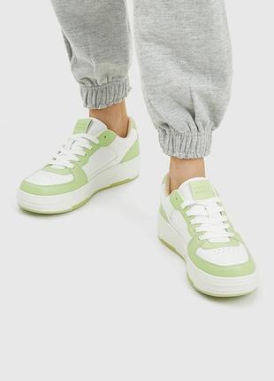 Кросівки/кеди pull&bear