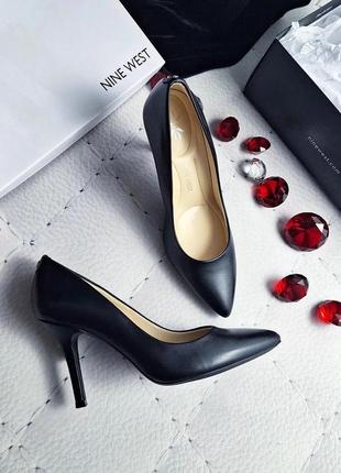 Nine west оригінал чорні шкіряні туфлі лодочки на шпильці