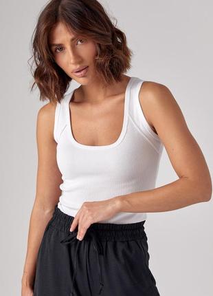 Базова трикотажна майка в рубчик