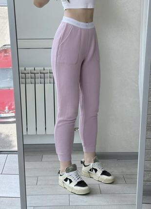 Штани джогери ugg