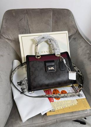 Сумка в стиле coach