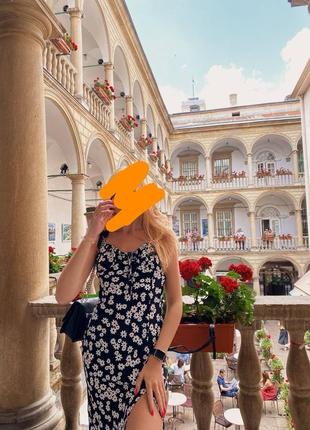Платье сарафан с разрезом по ноге